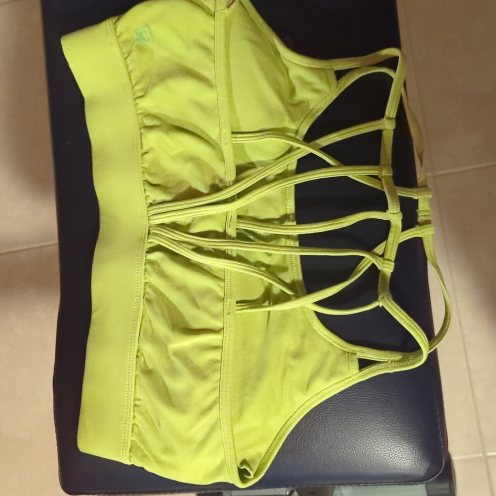 Fabletics sports bra